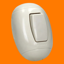 SWITCH SOBREPONER MARFIL SENCILLO 10A P52 OVAL BTICINO.png